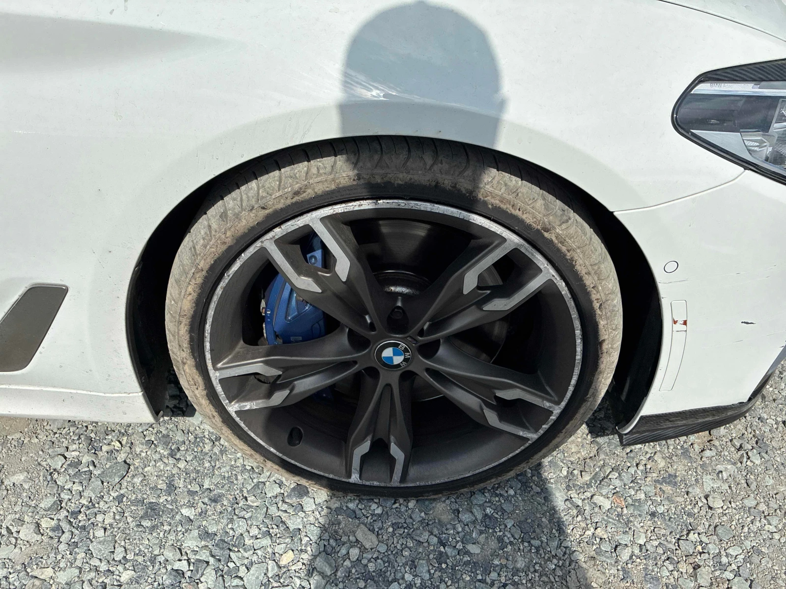 BMW 550 xDrive | CARFAX | АВТОКРЕДИТ БЕЗ ПЪРВОНАЧАЛНА , снимка 6 - Автомобили и джипове - 56091836