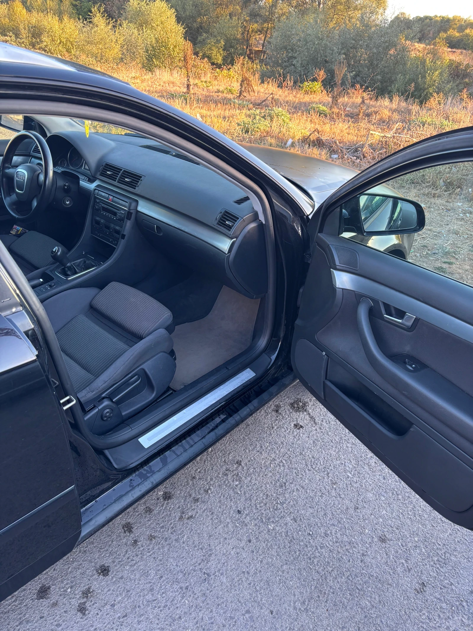 Audi A4 2.0TDI, снимка 5 - Автомобили и джипове - 56488239