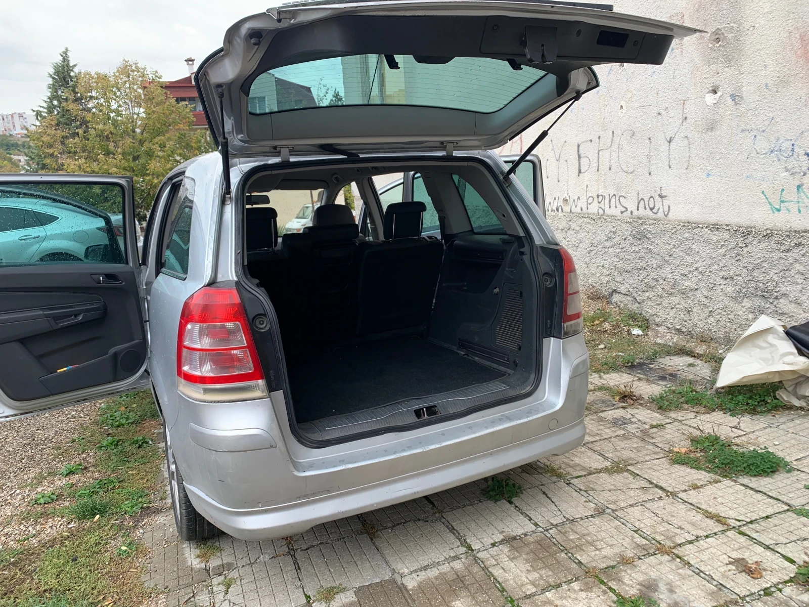Opel Zafira, снимка 4 - Автомобили и джипове - 56616803