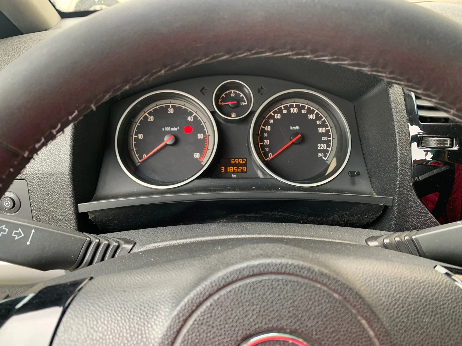 Opel Zafira, снимка 10 - Автомобили и джипове - 56616803