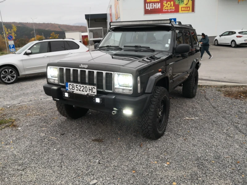 Jeep Cherokee, снимка 10 - Автомобили и джипове - 47827527