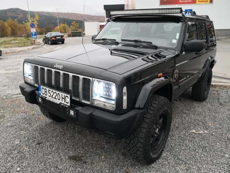 Jeep Cherokee, снимка 17 - Автомобили и джипове - 47827527