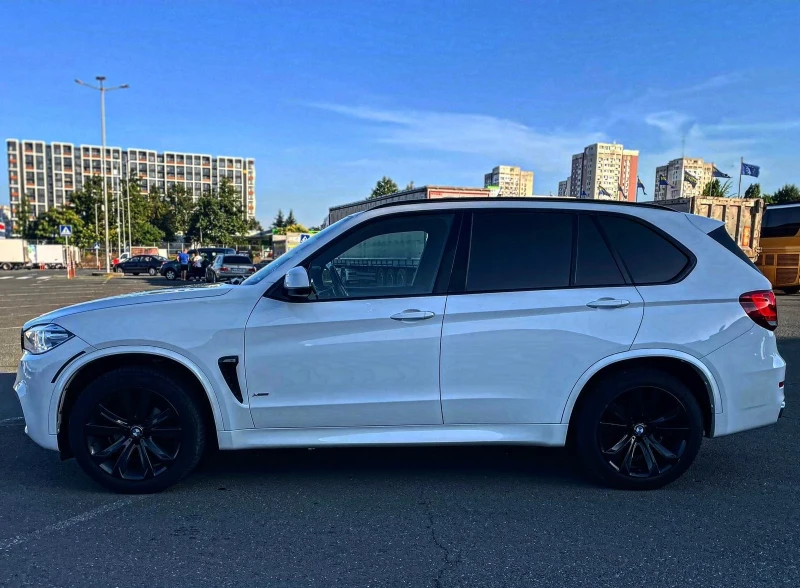 BMW X5 BMW Х5 F15 - 3, 5i / М- пакет / 360 камери и др., снимка 2 - Автомобили и джипове - 51998094