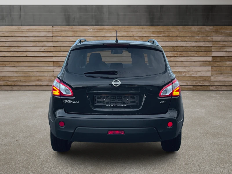 Nissan Qashqai 2.0dCi 4x4 ПРОЧЕТИ ОПИСАНИЕТО, снимка 5 - Автомобили и джипове - 52345514