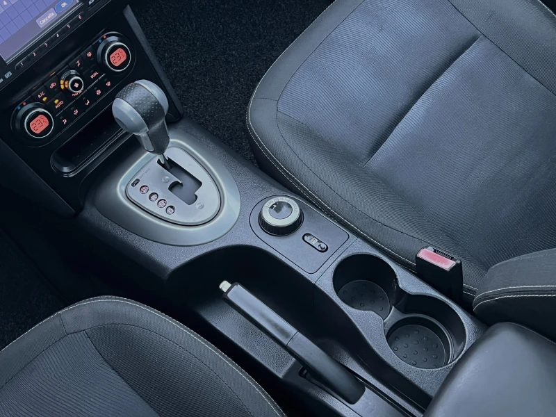 Nissan Qashqai 2.0dCi 4x4 ПРОЧЕТИ ОПИСАНИЕТО, снимка 10 - Автомобили и джипове - 52345514