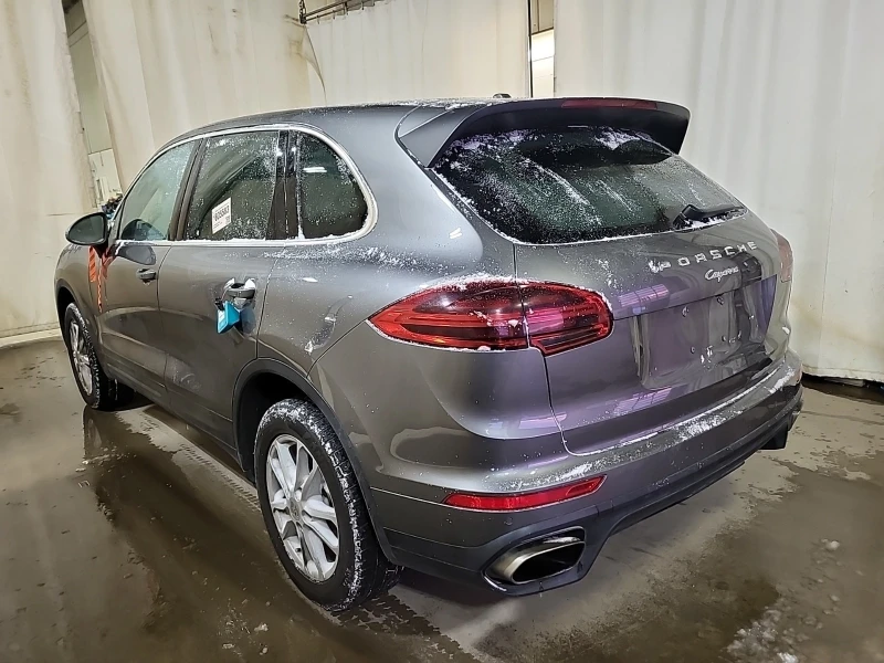 Porsche Cayenne * AWD* * Aвтокредит* * Пълна сервизна история* , снимка 5 - Автомобили и джипове - 53419420
