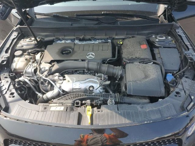 Mercedes-Benz GLA 250 2.0L 4 Front-wheel Drive, снимка 5 - Автомобили и джипове - 52708064