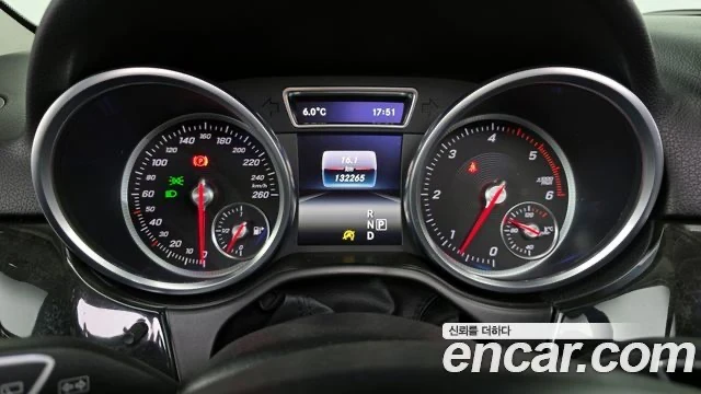 Mercedes-Benz GLE 350  - изображение 8