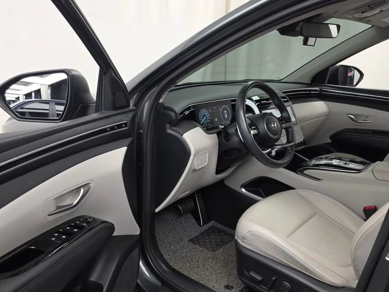 Hyundai Tucson Inspiration 2WD| 230к.с.| ВКЛ.ТЕХНОТЕСТ, снимка 10 - Автомобили и джипове - 55612246