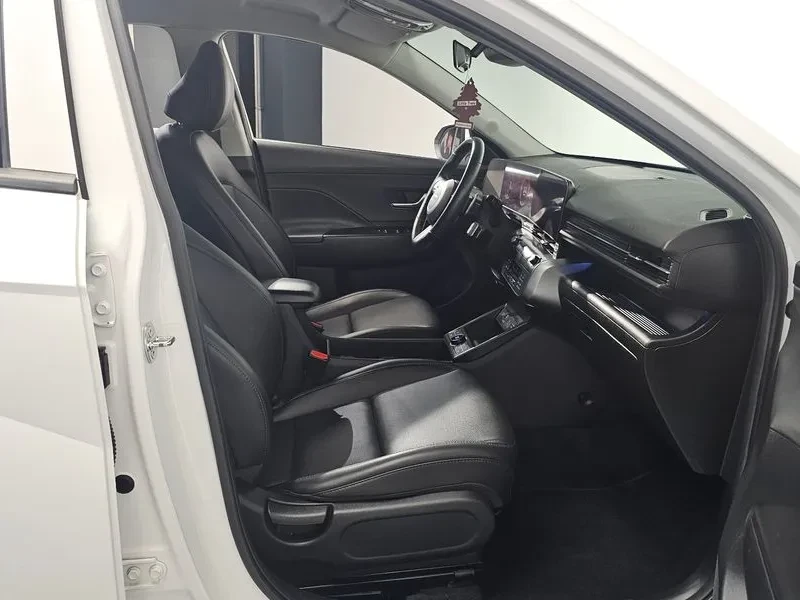 Hyundai Kona  Gasoline 1.6 Turbo 2Wd Modern Plus, снимка 11 - Автомобили и джипове - 56311358