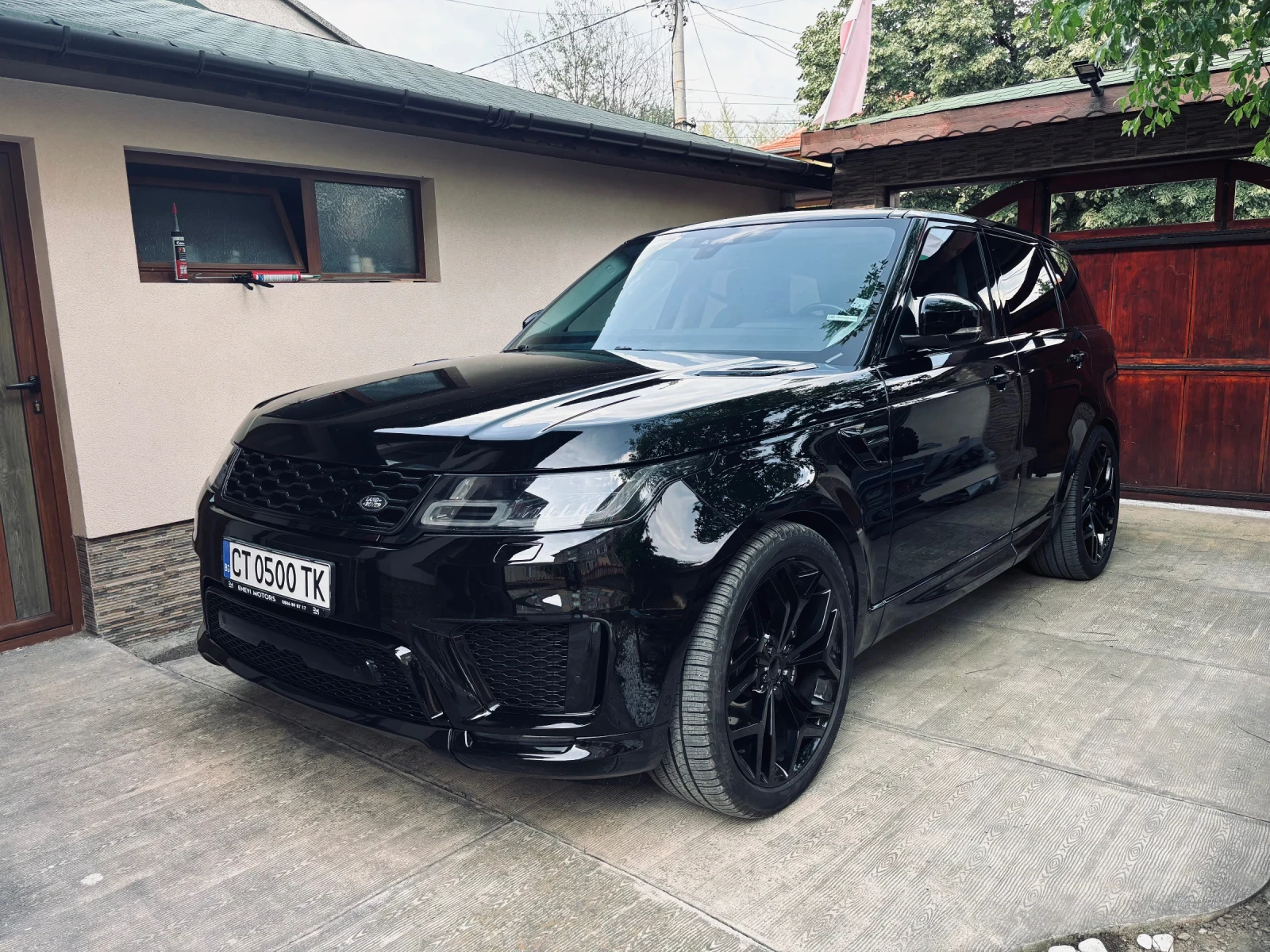 Land Rover Range Rover Sport 3.0SDV* панорама* ел.теглич* камера - изображение 2