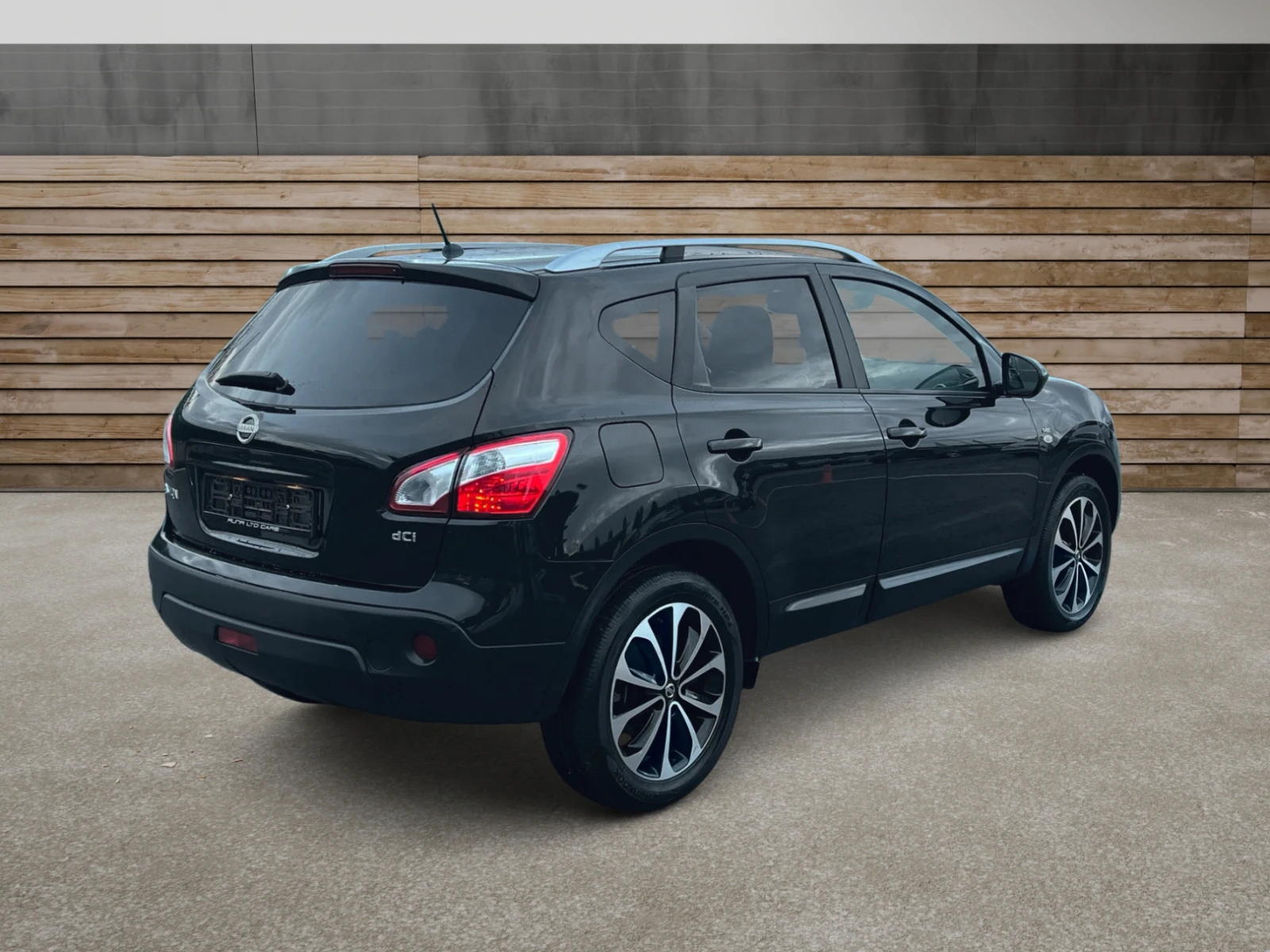 Nissan Qashqai 2.0dCi 4x4 ПРОЧЕТИ ОПИСАНИЕТО - изображение 4