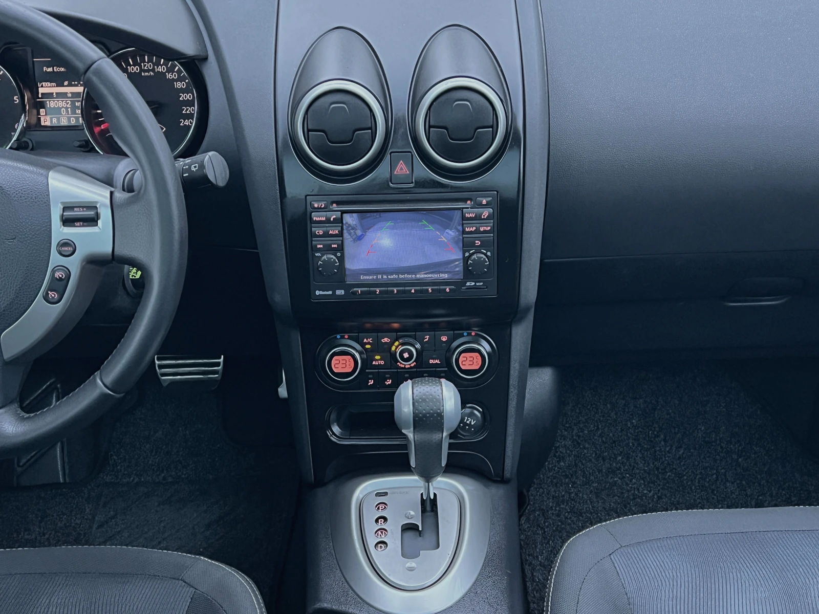 Nissan Qashqai 2.0dCi 4x4 ПРОЧЕТИ ОПИСАНИЕТО - изображение 9