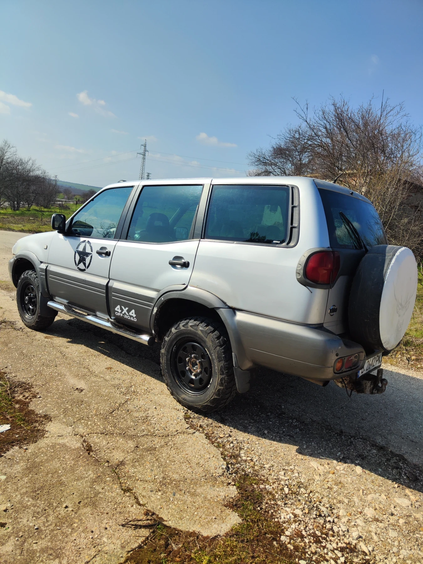 Nissan Terrano II, снимка 5 - Автомобили и джипове - 53847302