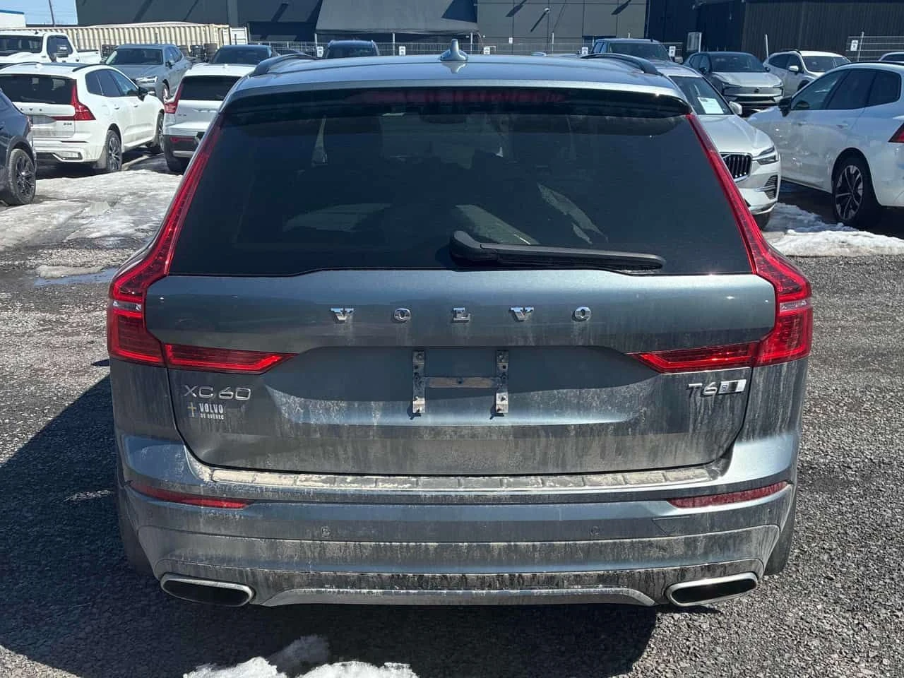 Volvo XC60 * R Design * ОТ ПРЕДСТАВИТЕЛСТВО НА VOLVO* , снимка 4 - Автомобили и джипове - 54147416