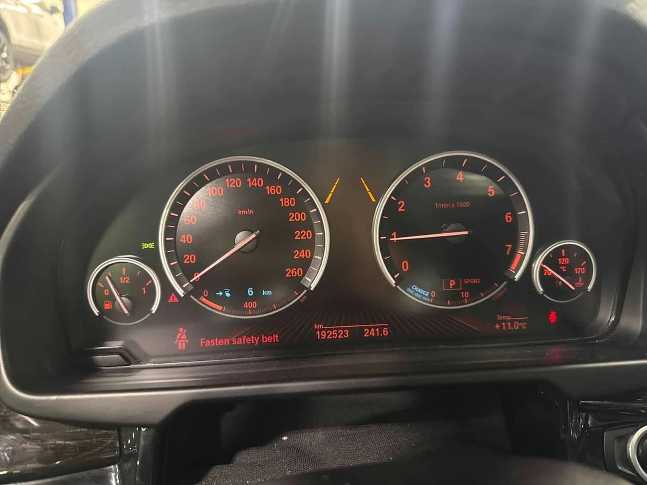 BMW X5  * FULL M SPORT PACK* 360 КАМЕРА* АМБИЕНТНО* ПАНО*, снимка 8 - Автомобили и джипове - 54663484