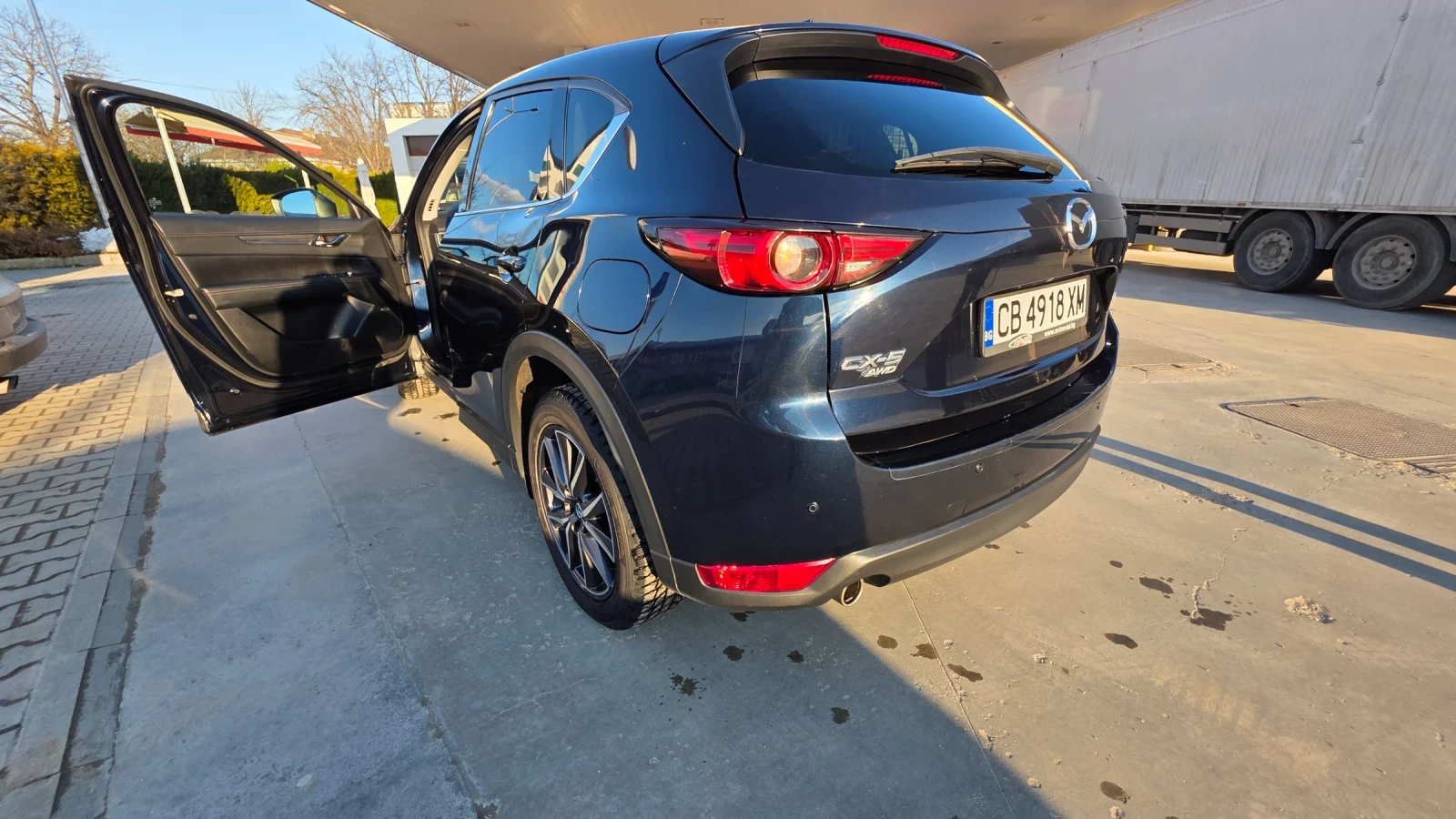 Mazda CX-5 Mazda CX-5 2.5 Skyactiv-G AWD (194 к.с.) Автоматик, снимка 13 - Автомобили и джипове - 55125284