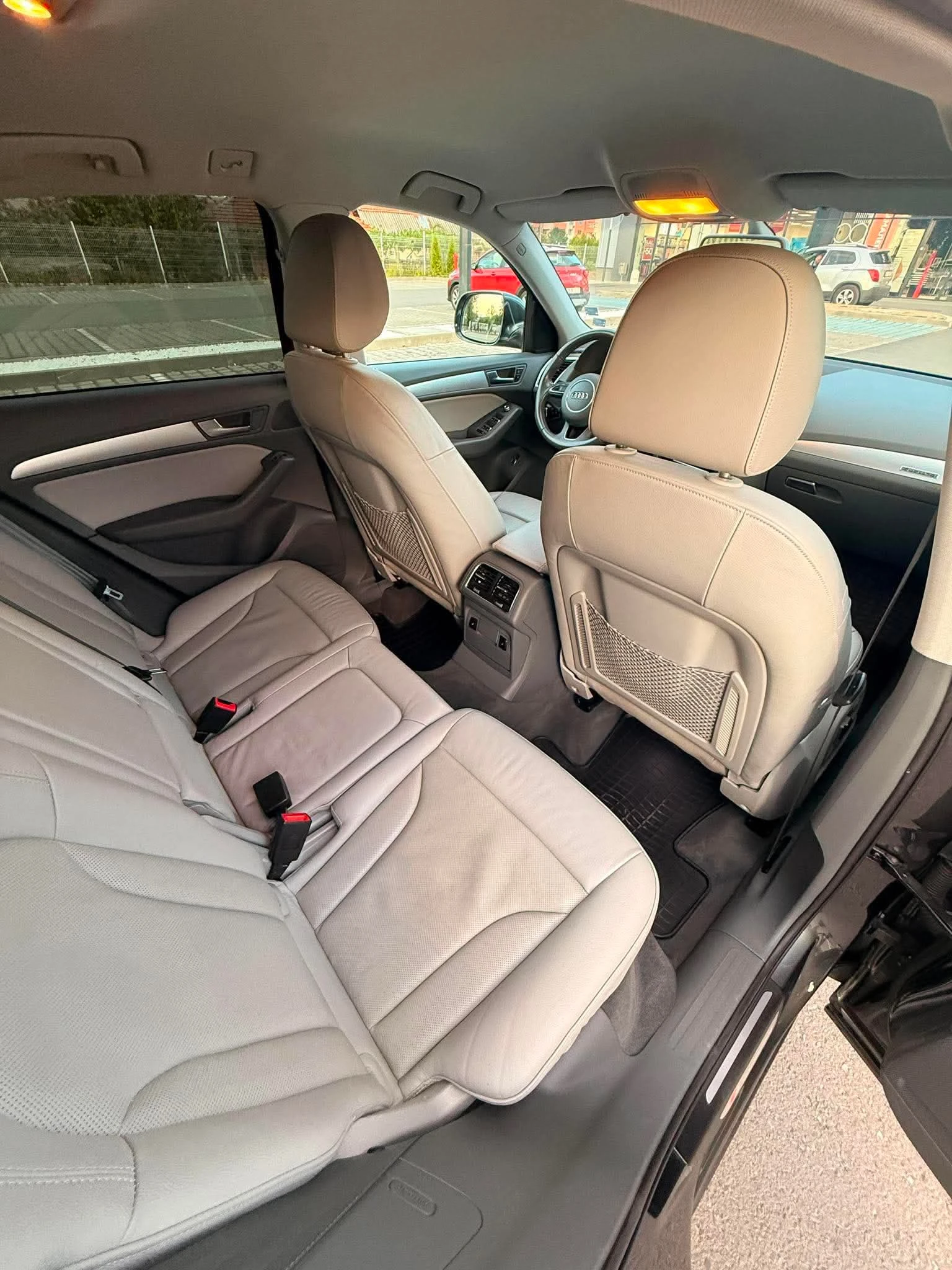 Audi Q5 3.0TDI* Quattro* 245HP* 3XS-LINE, снимка 15 - Автомобили и джипове - 55670667