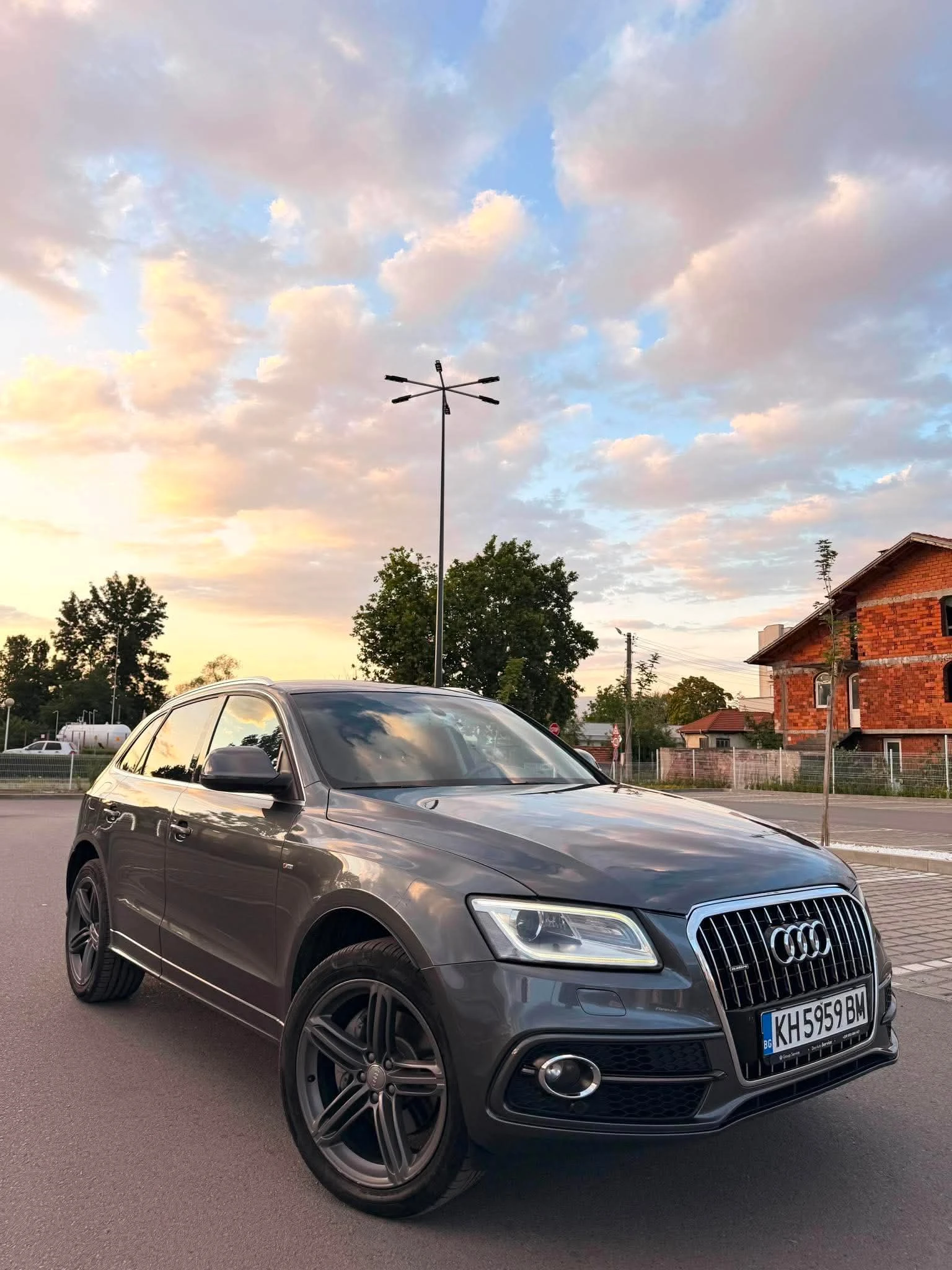 Audi Q5 3.0TDI* Quattro* 245HP* 3XS-LINE, снимка 2 - Автомобили и джипове - 55670667