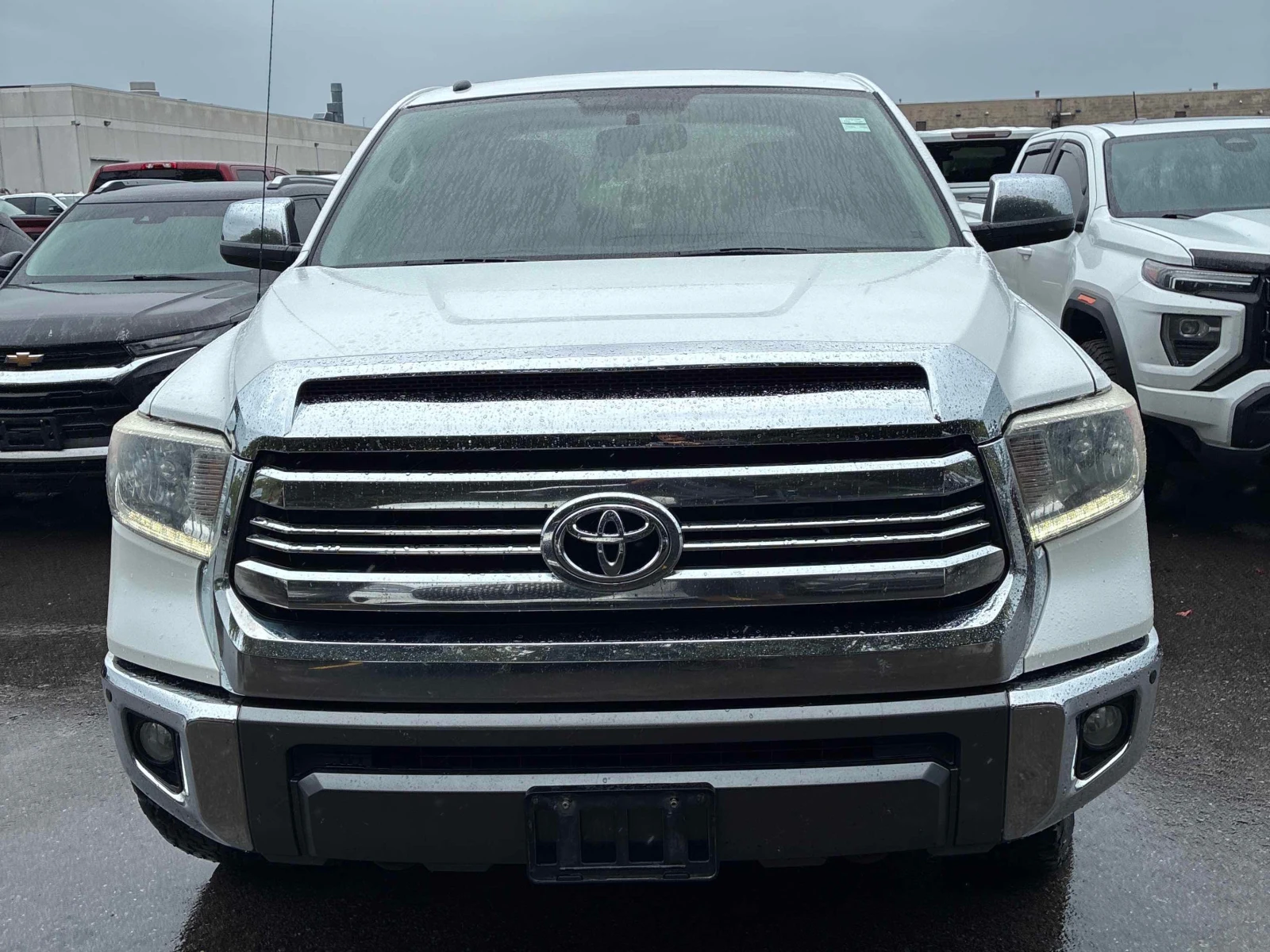 Toyota Tundra * PLATINUM * AWD * CARFAX * , снимка 6 - Автомобили и джипове - 56012847