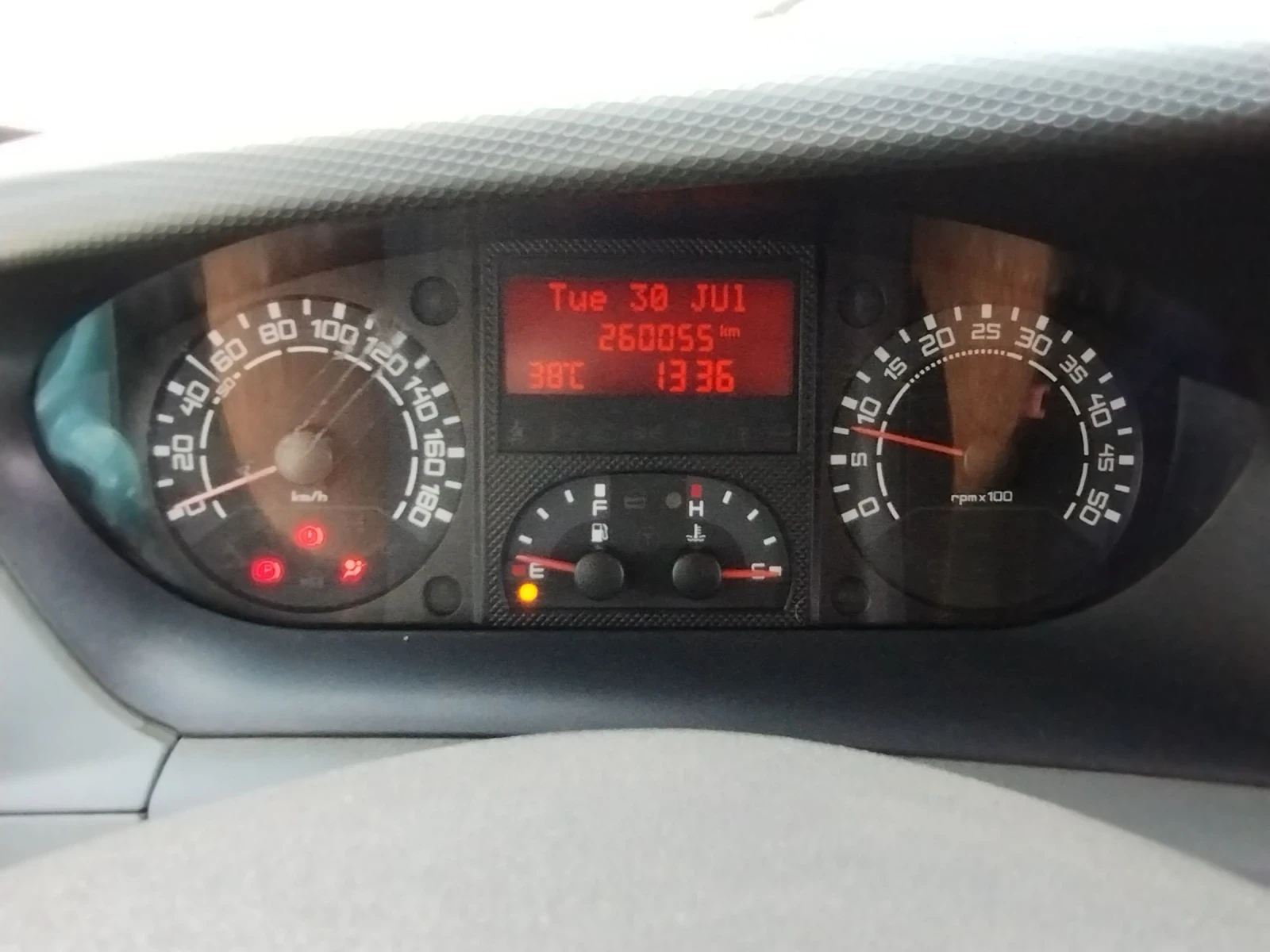Iveco Daily 2.3, снимка 15 - Бусове и автобуси - 56271785