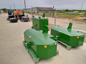 Трактор John Deere 750 кг до 1200 кг, снимка 1