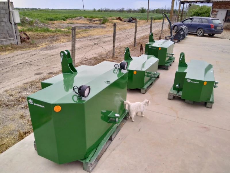 Трактор John Deere 750 кг до 1200 кг, снимка 13 - Селскостопанска техника - 52860654