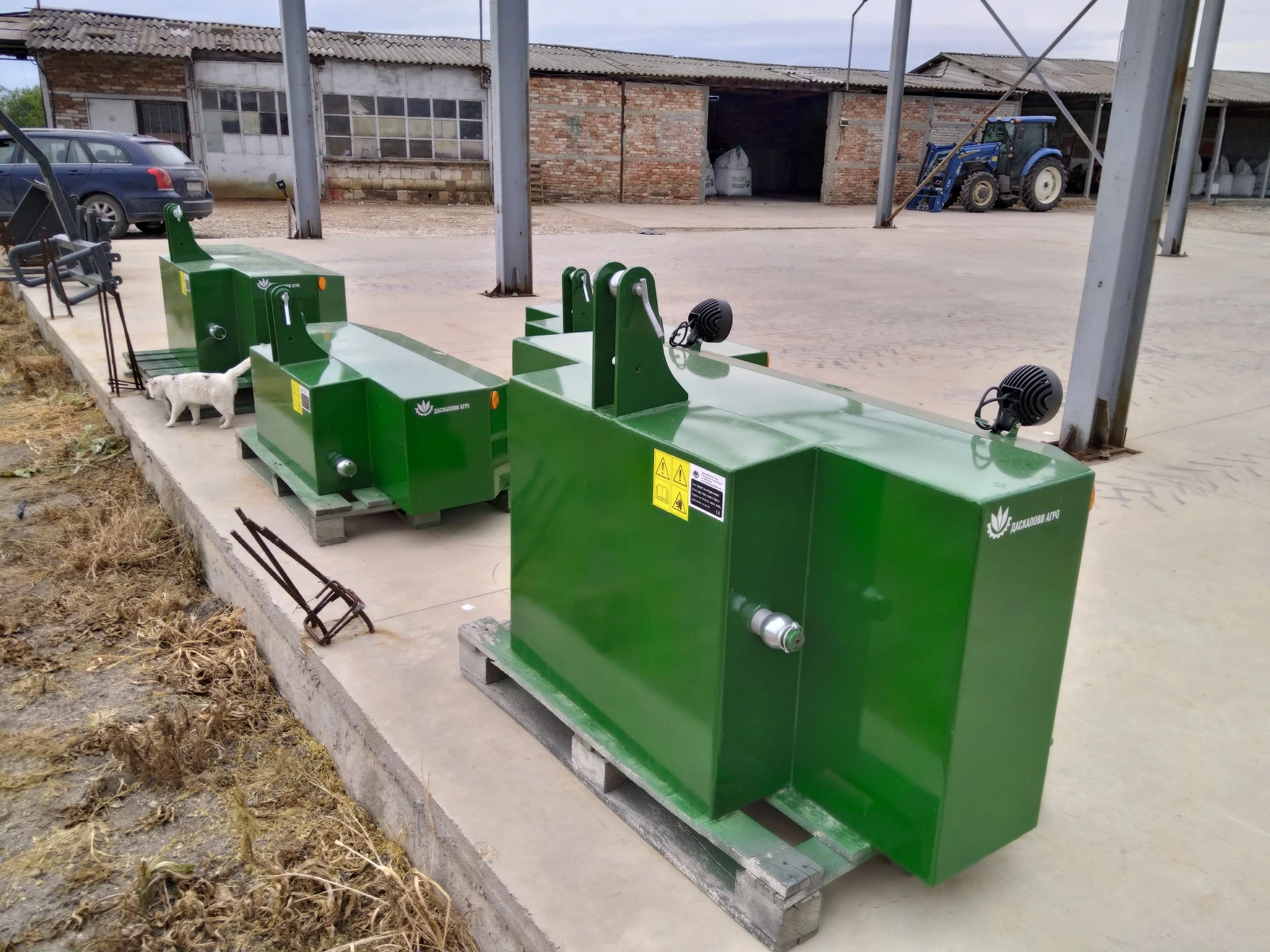 Трактор John Deere 750 кг до 1200 кг - изображение 2