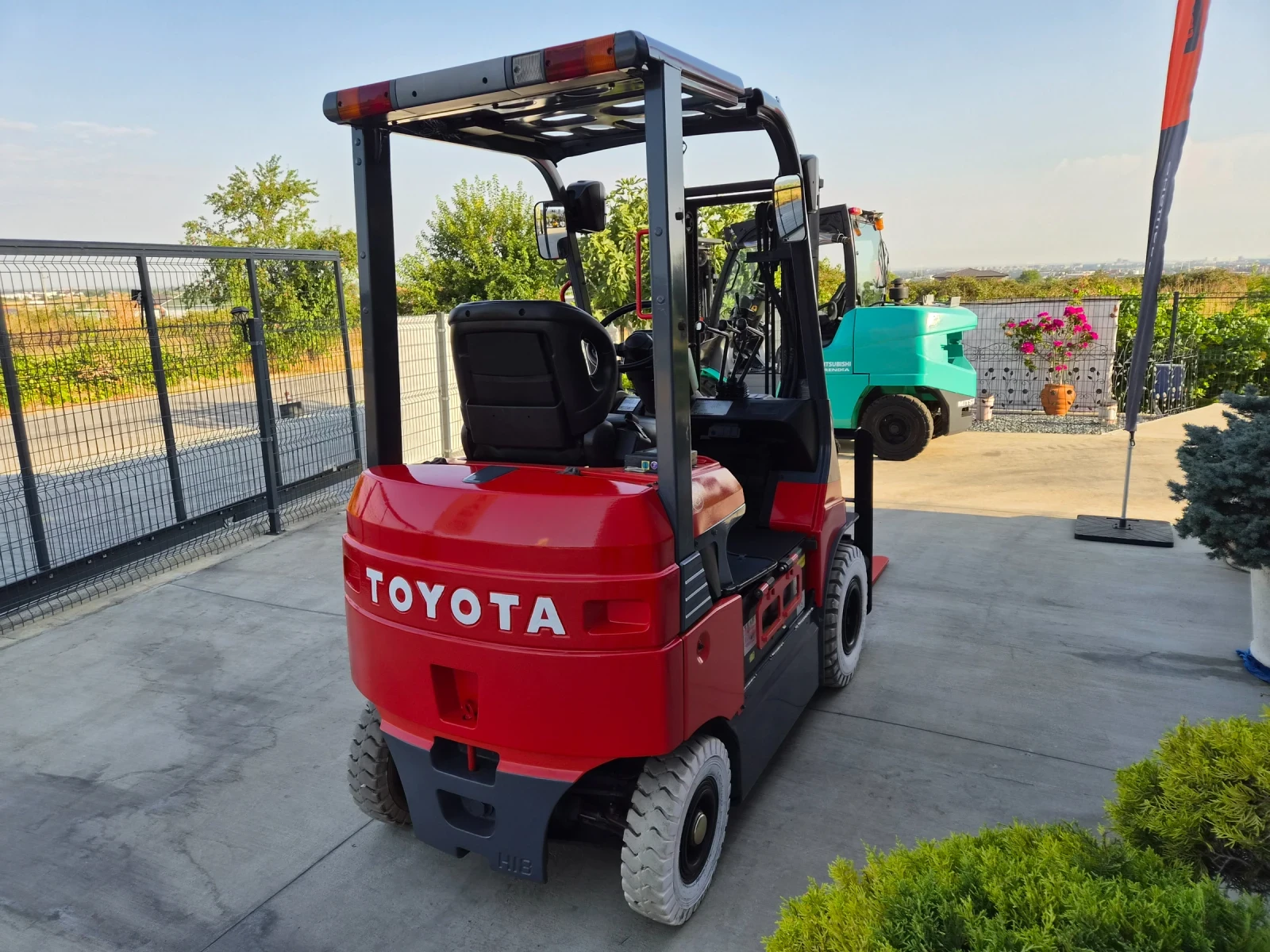 Електрокар Toyota 1.8 тона / НОВА Li-ion БАТЕРИЯ , снимка 5 - Индустриална техника - 55809888