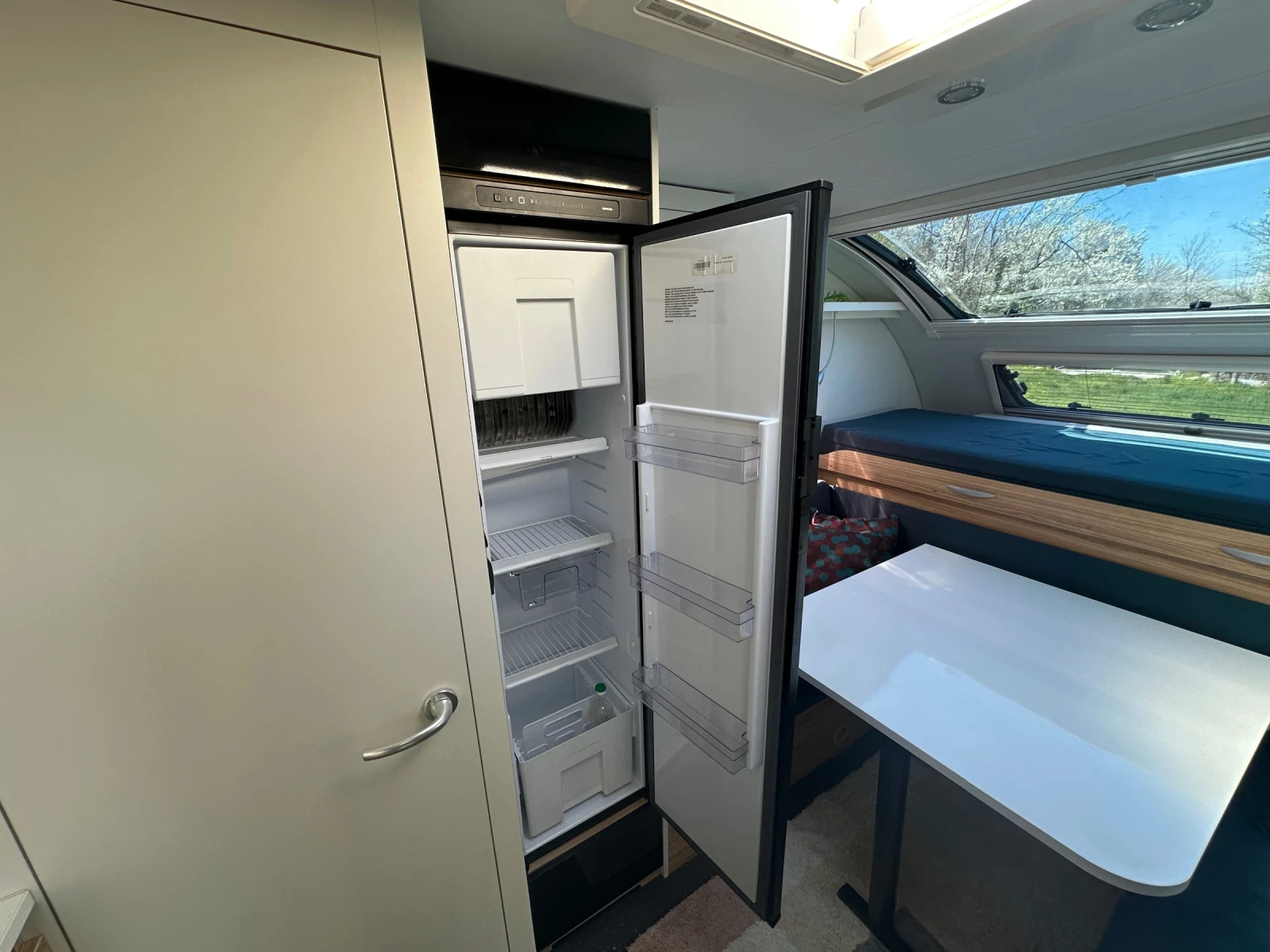 Каравана Adria Action 391 PH, снимка 6 - Каравани и кемпери - 54180971