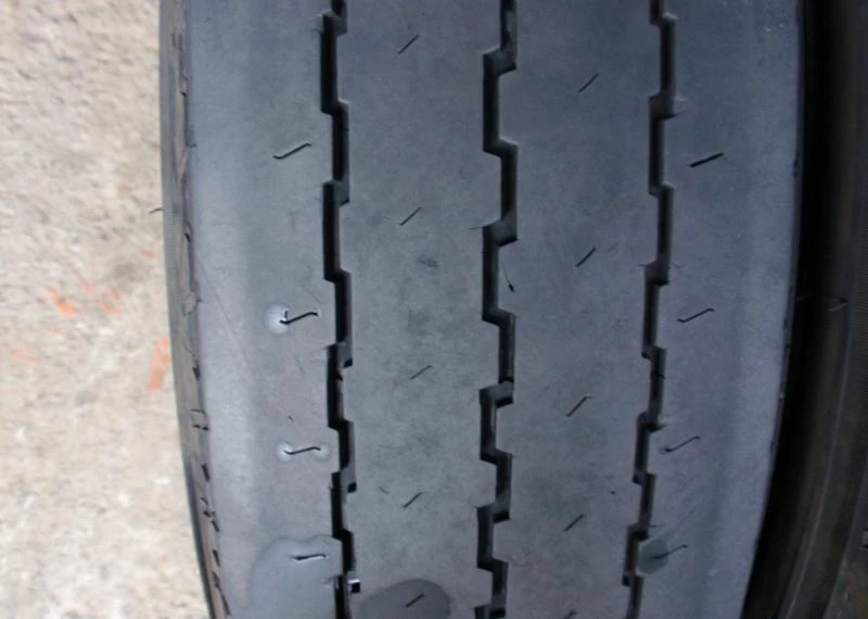 Гуми Летни 215/75R16, снимка 4 - Гуми и джанти - 5917759