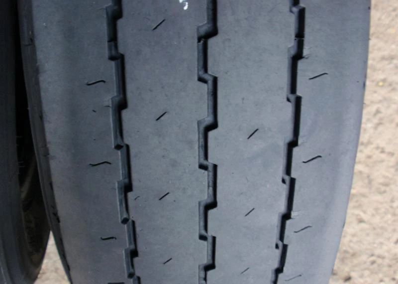 Гуми Летни 215/75R16, снимка 7 - Гуми и джанти - 5917759