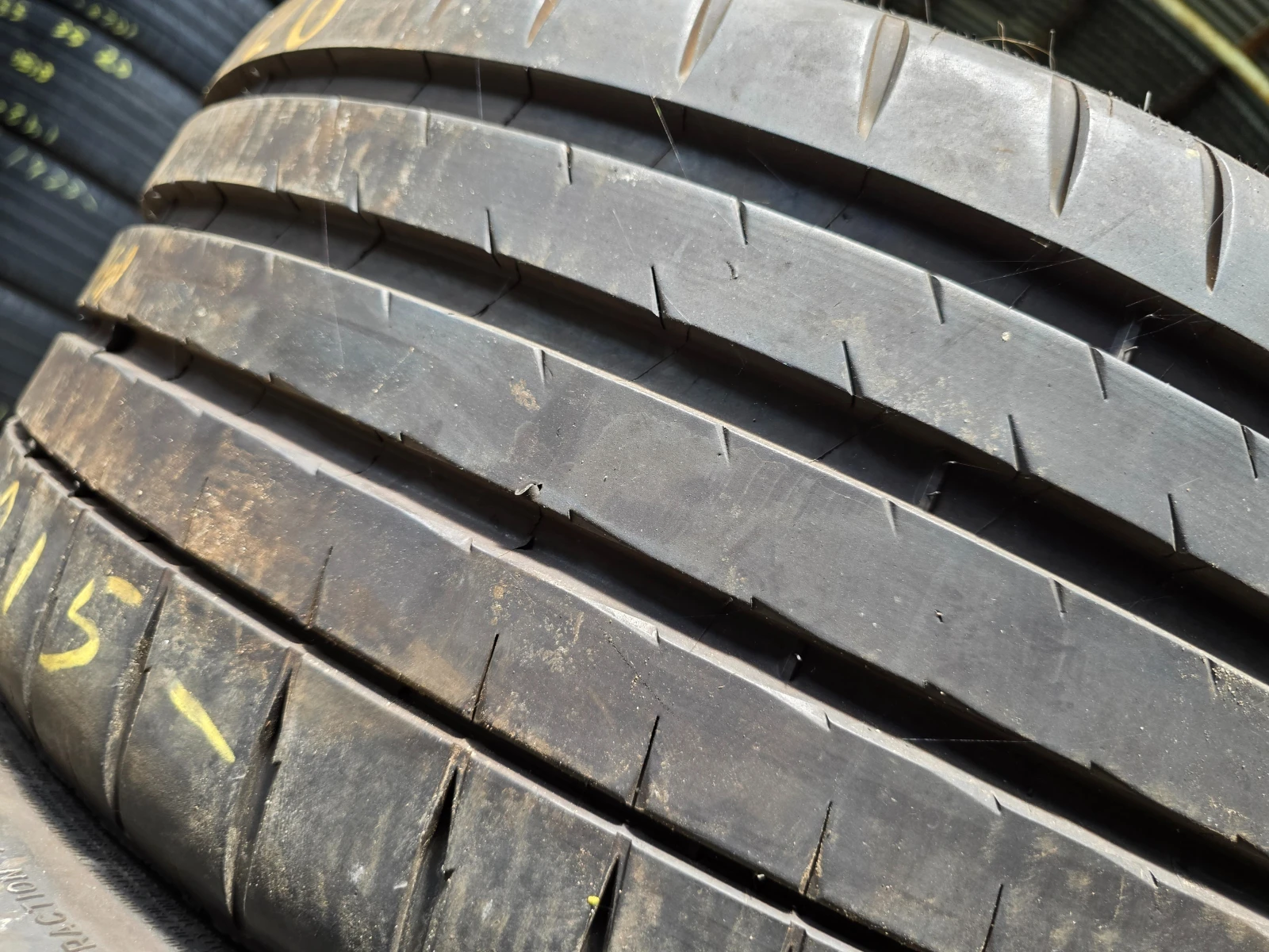 Гуми Летни 255/30R20