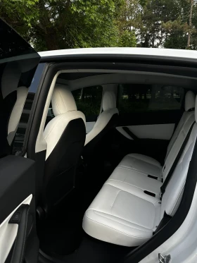 Tesla Model Y Dual motor, снимка 10