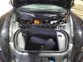 Porsche Taycan, снимка 11