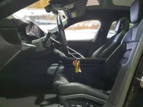 Porsche Taycan, снимка 7