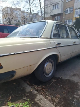 Обява за продажба на Mercedes-Benz 123  300D avtomat ~5 600 лв. - изображение 4