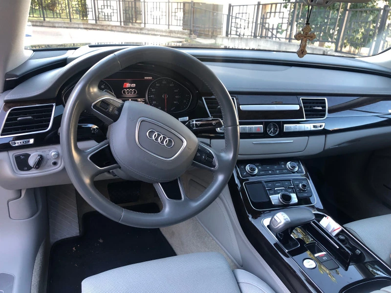 Audi A8 3.0 TFSI L, снимка 2 - Автомобили и джипове - 46954279