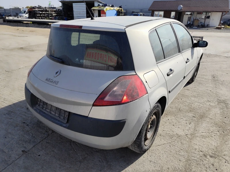 Renault Megane 1.9DCI, снимка 4 - Автомобили и джипове - 47761560