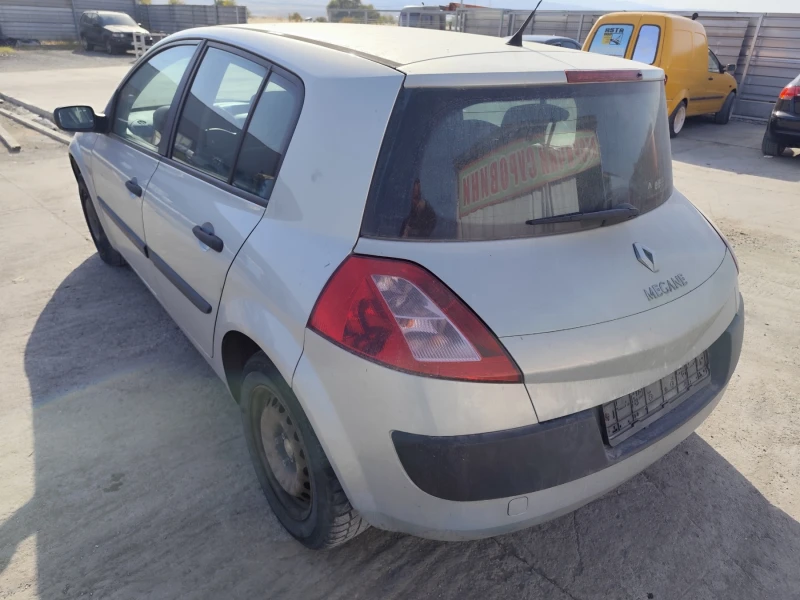 Renault Megane 1.9DCI, снимка 5 - Автомобили и джипове - 47761560