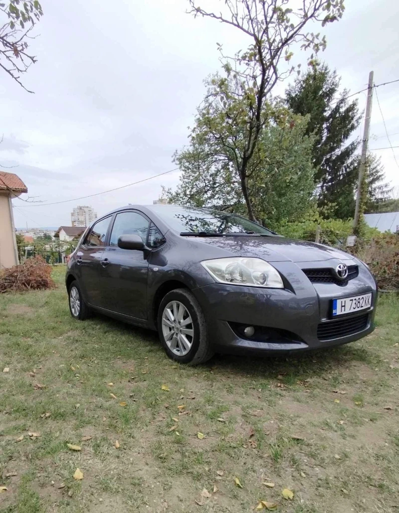 Toyota Auris 2.0D-4D, снимка 2 - Автомобили и джипове - 47766942