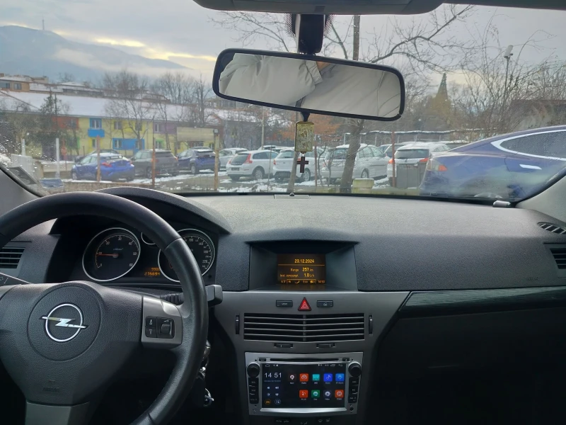 Opel Astra GTC, снимка 11 - Автомобили и джипове - 48445311