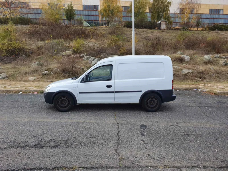 Opel Combo 1.3 cdti, снимка 1 - Автомобили и джипове - 49005662