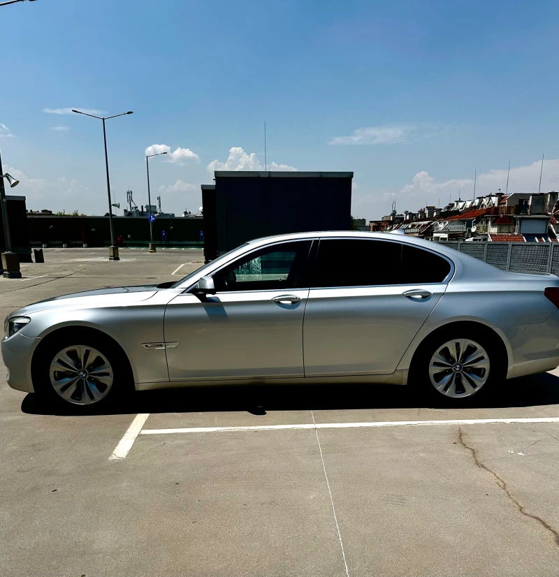 BMW 740 ОБДУХВАНЕ, ВАКУУМ, НАПЪЛНО ОБСЛУЖЕНА, снимка 6 - Автомобили и джипове - 52326599