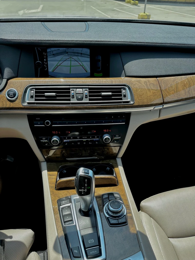 BMW 740 ОБДУХВАНЕ, ВАКУУМ, НАПЪЛНО ОБСЛУЖЕНА, снимка 10 - Автомобили и джипове - 52326599