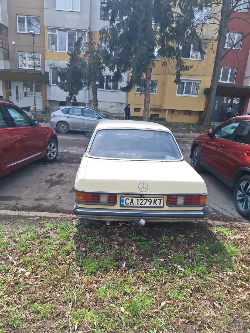 Mercedes-Benz 123  300D avtomat, снимка 4 - Автомобили и джипове - 50913756