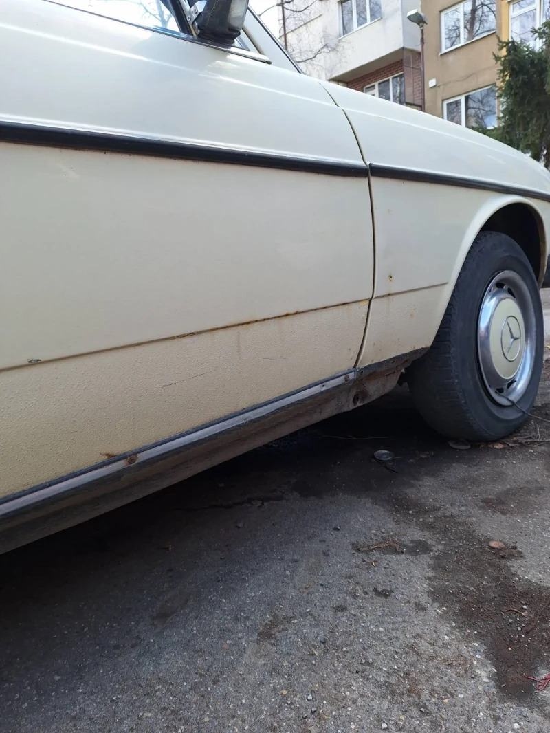 Mercedes-Benz 123  300D avtomat, снимка 7 - Автомобили и джипове - 50913756