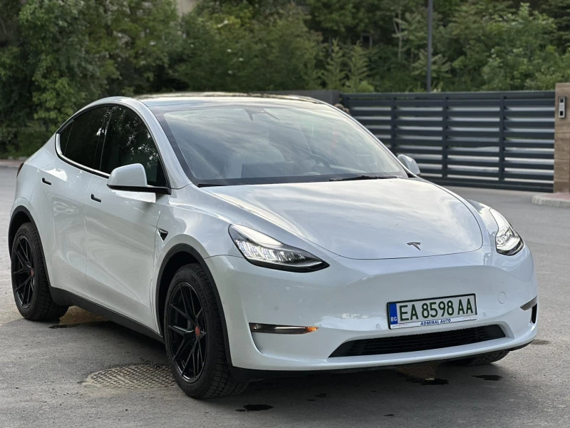 Tesla Model Y Dual motor, снимка 3 - Автомобили и джипове - 51756690