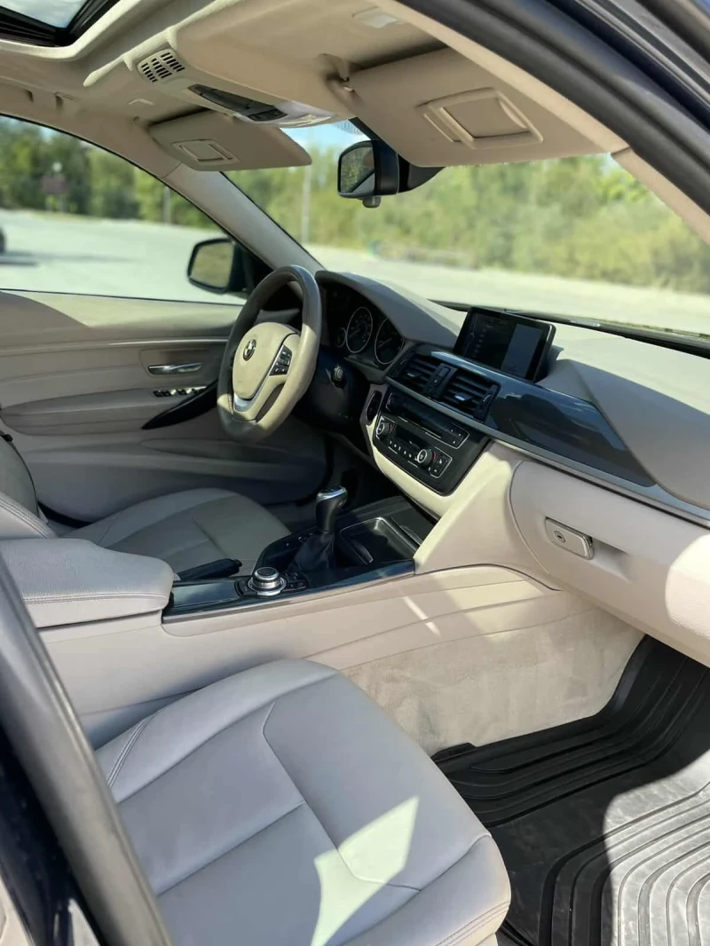 BMW 335 I F30 X-Drive , снимка 12 - Автомобили и джипове - 52777253