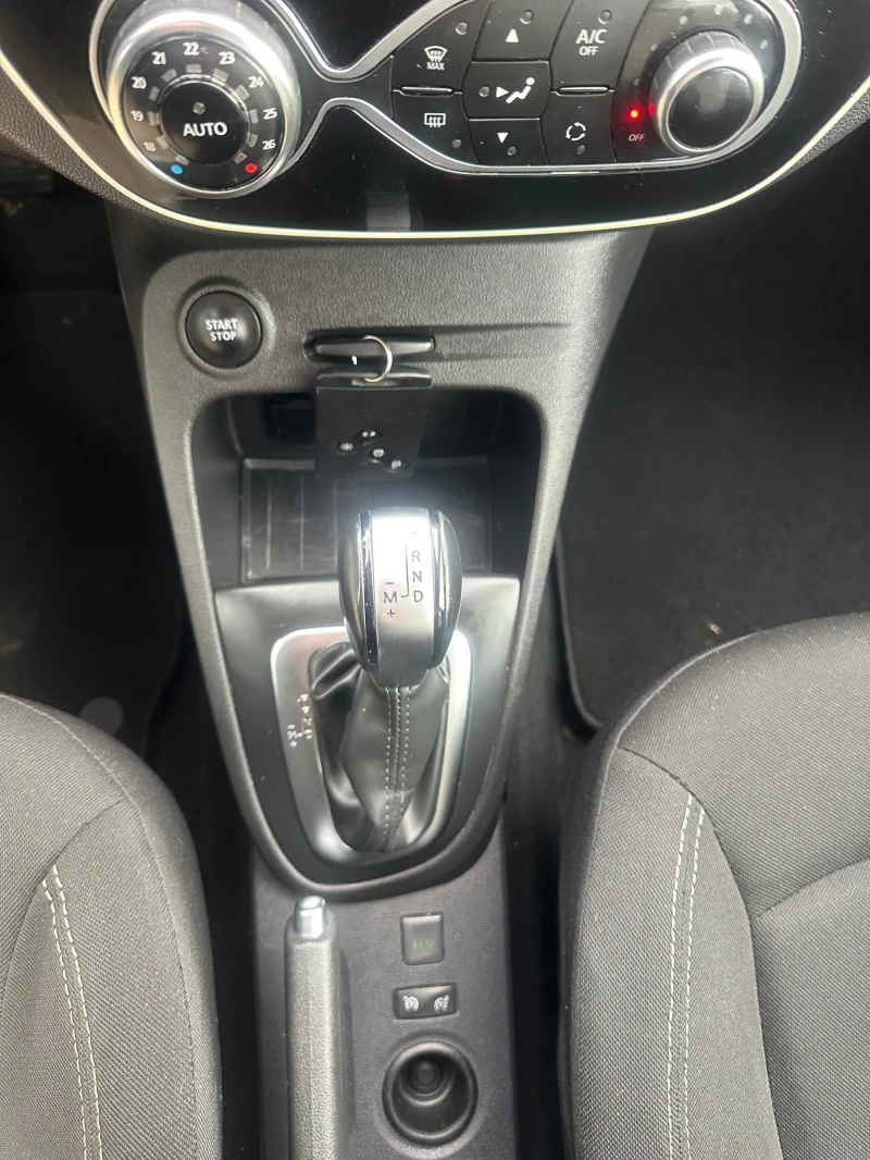 Renault Captur AUTOMATIC, снимка 9 - Автомобили и джипове - 53212822